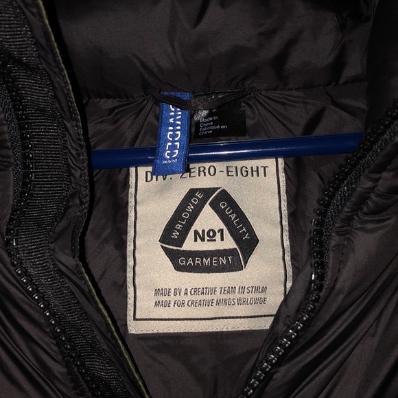 Olive Green H&M puffer jacket - Picture 2 of 5